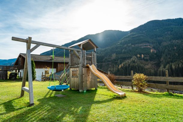 Familienurlaub in Saalbach – Erholung und Natur am Landhaus Ederbauer genießen.